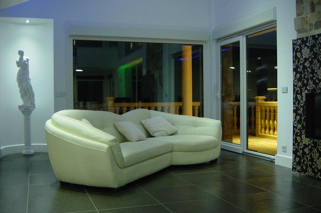 Villa Flavina San Vicente del Valle Bagian luar foto